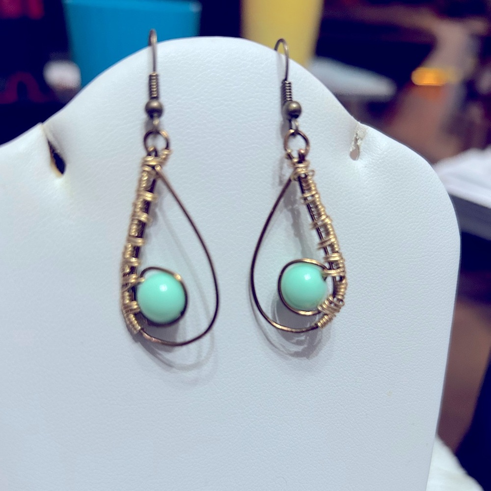 Handmade wire tear drop earrings